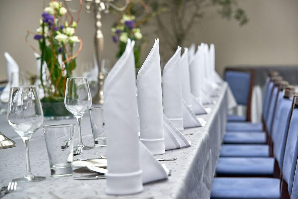 Restaurant Zur Post Hotel 4*